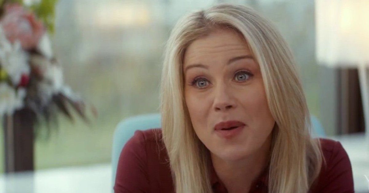 Christina-Applegate-Was-Hospitalized-Over-30-Times-During-MS-Battle.jpg Christina Applegate fue 'hospitalizada' más de 30 veces durante la batalla de la Sra.