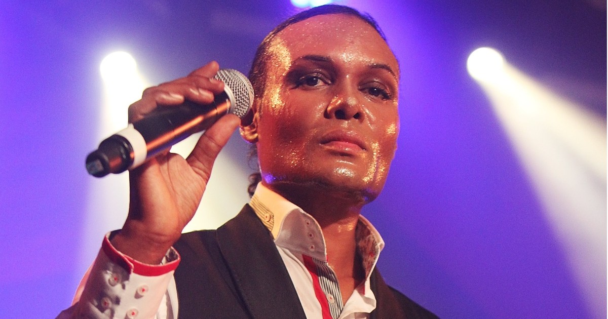 MixCollage-16-Mar-2025-07-05-PM-2717.jpg ¿Qué pasó con Stedman Pearson? Cantador de cinco estrellas pasa