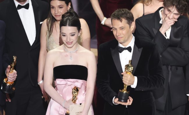 RP_A2930-e1741033014858.jpg Los Oscar son internacionales, y está bien